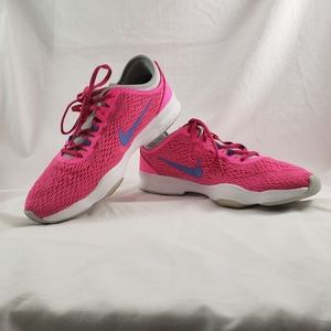 neon pink nike trainers